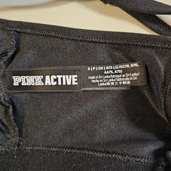 PINK Victoria's Secret Black Ultimate Sports Crop Bra - Small - Picture 8 of 9